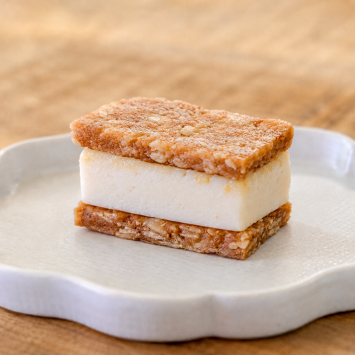 とうもろこしマーマレードと黒胡椒のお豆腐バターサンドクッキー 夏季限定（グルテンフリー・動物性食品不使用）